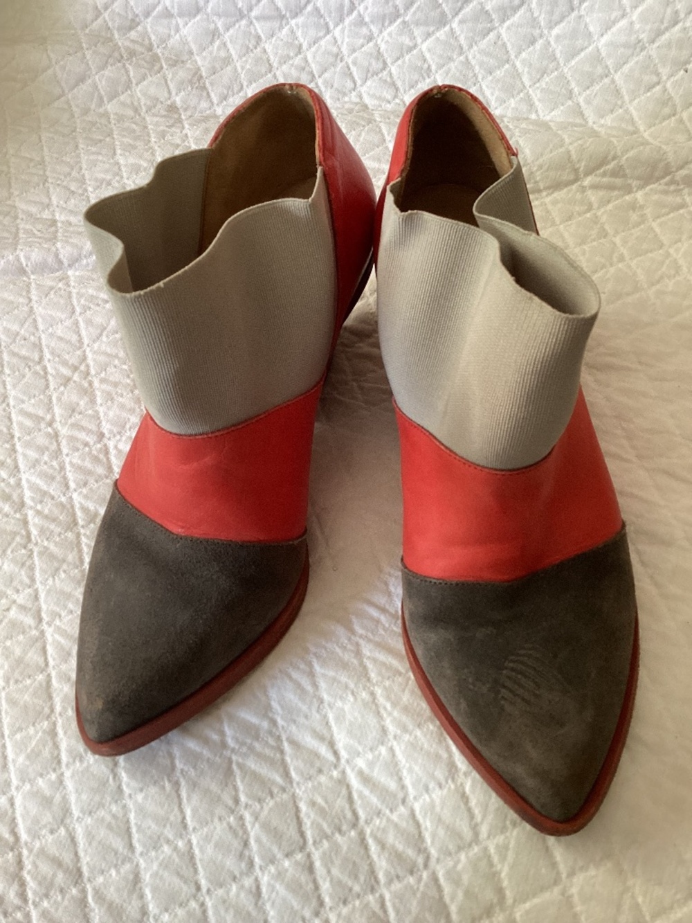 VPL by LD Tuttle Leather Ankle Block Heel Booties🖤 37.5